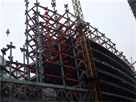 高層鋼結(jié)構(gòu)的防雷組成部分