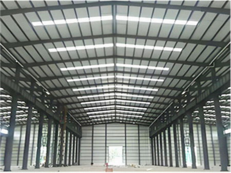 提升鋼結(jié)構(gòu)廠房的采光效果