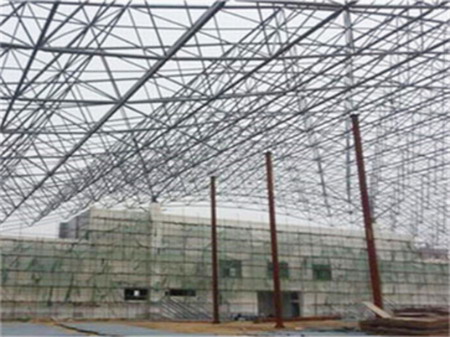 鋼結構網架內力分析